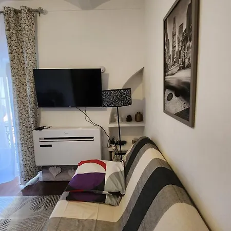 2-room Off The Nizza