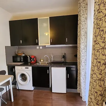 2-room Off The Apartment *
