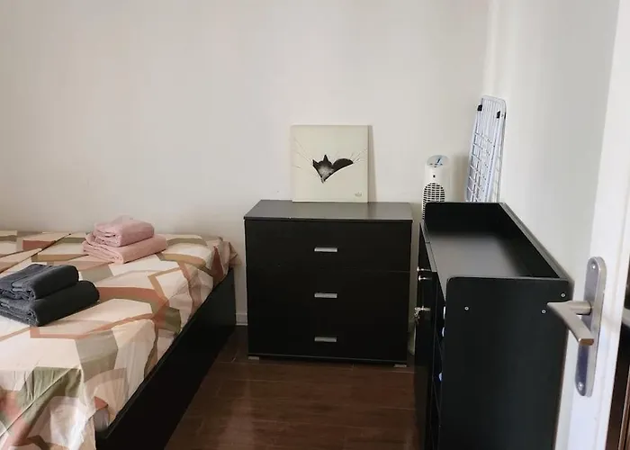 2-room Off The Apartamento Nice